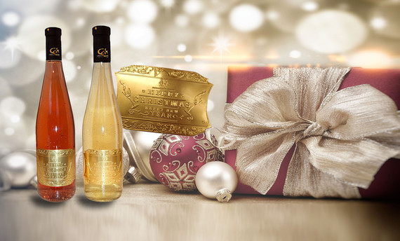 Víno Gold Cuvee Label s 23-karátovými lupeňmi zlata